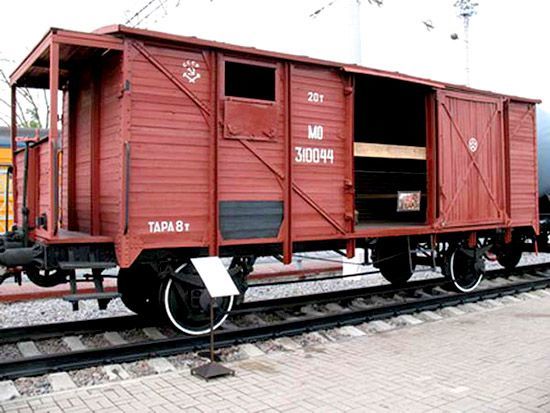 Старинный вагон-теплушка