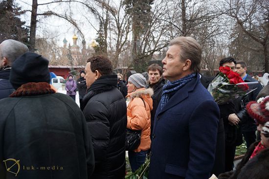 Лев Лещенко на похоронах Елены Образцовой