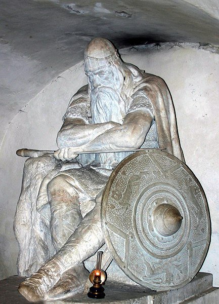 Статуя Ожье Датчанина в замке Кронборг