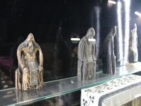 Экспонаты Музея погребальной культуры. Скульптуры Нил Столобенский