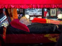 В Новосибирске представлен саркофаг с копией тела Ленина