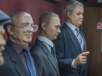 Михаил Горбачев на интерактивной выставке “Чернобыль”